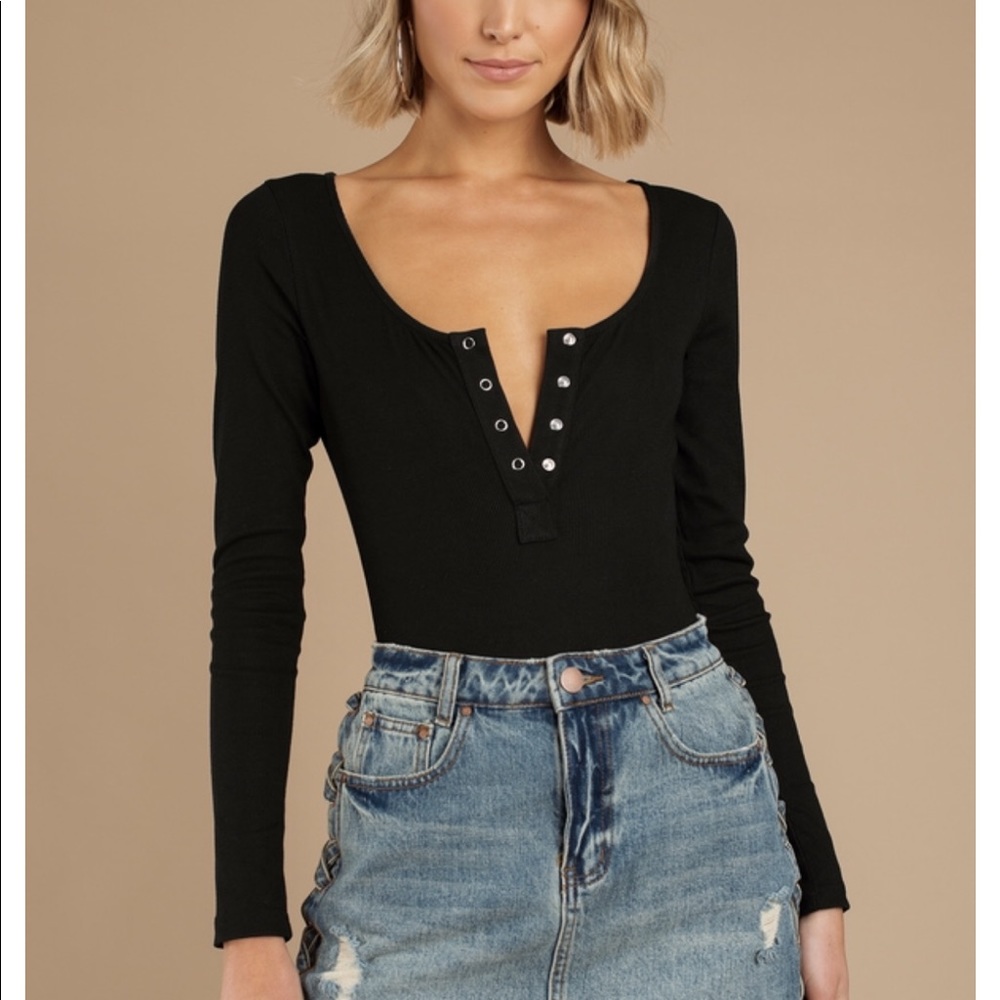 Black body suit with button detail